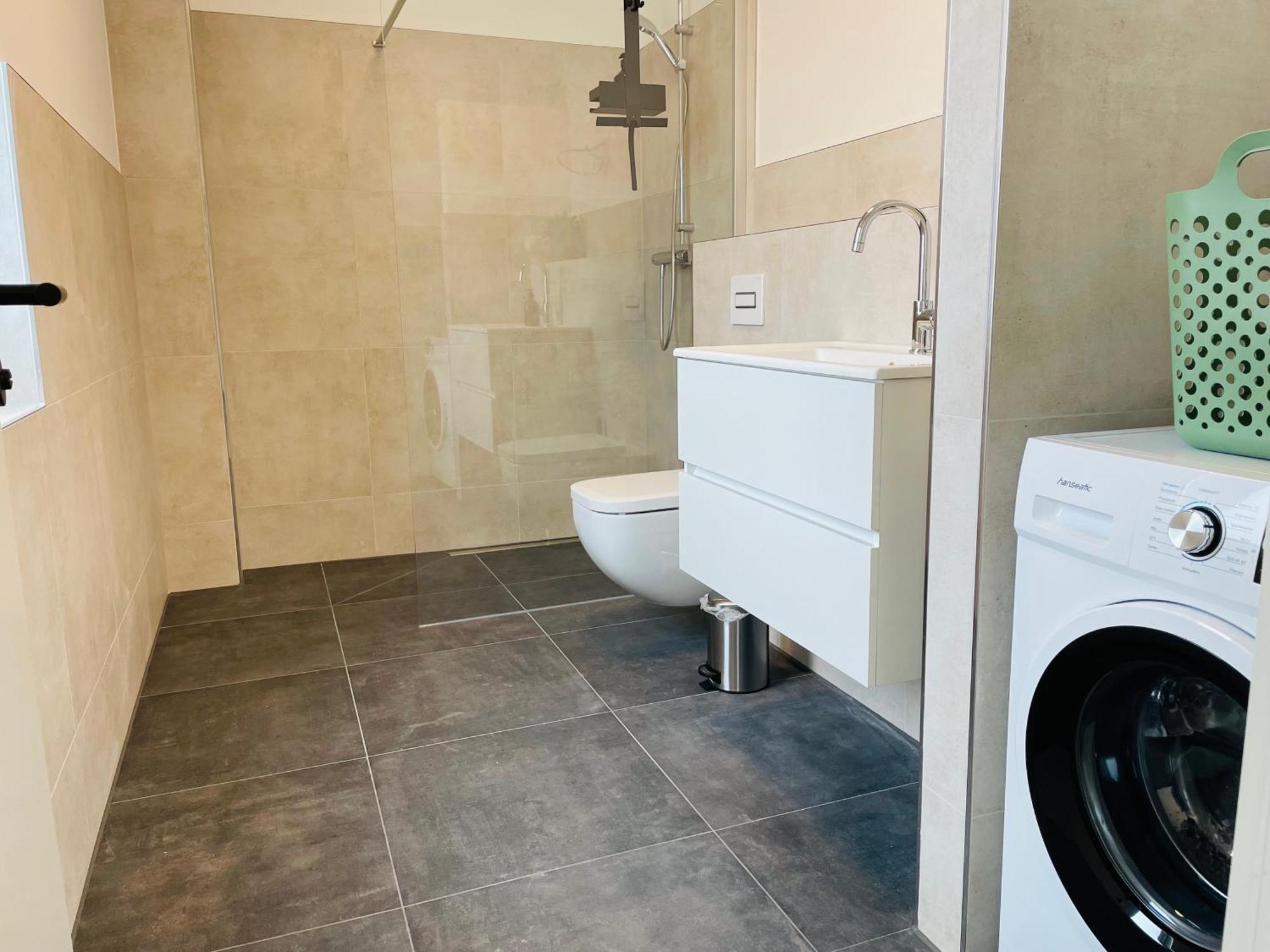 Lightplace - Moderne Apartments In Braunschweig - Balkon - Netflix - Am Kanal Bagian luar foto