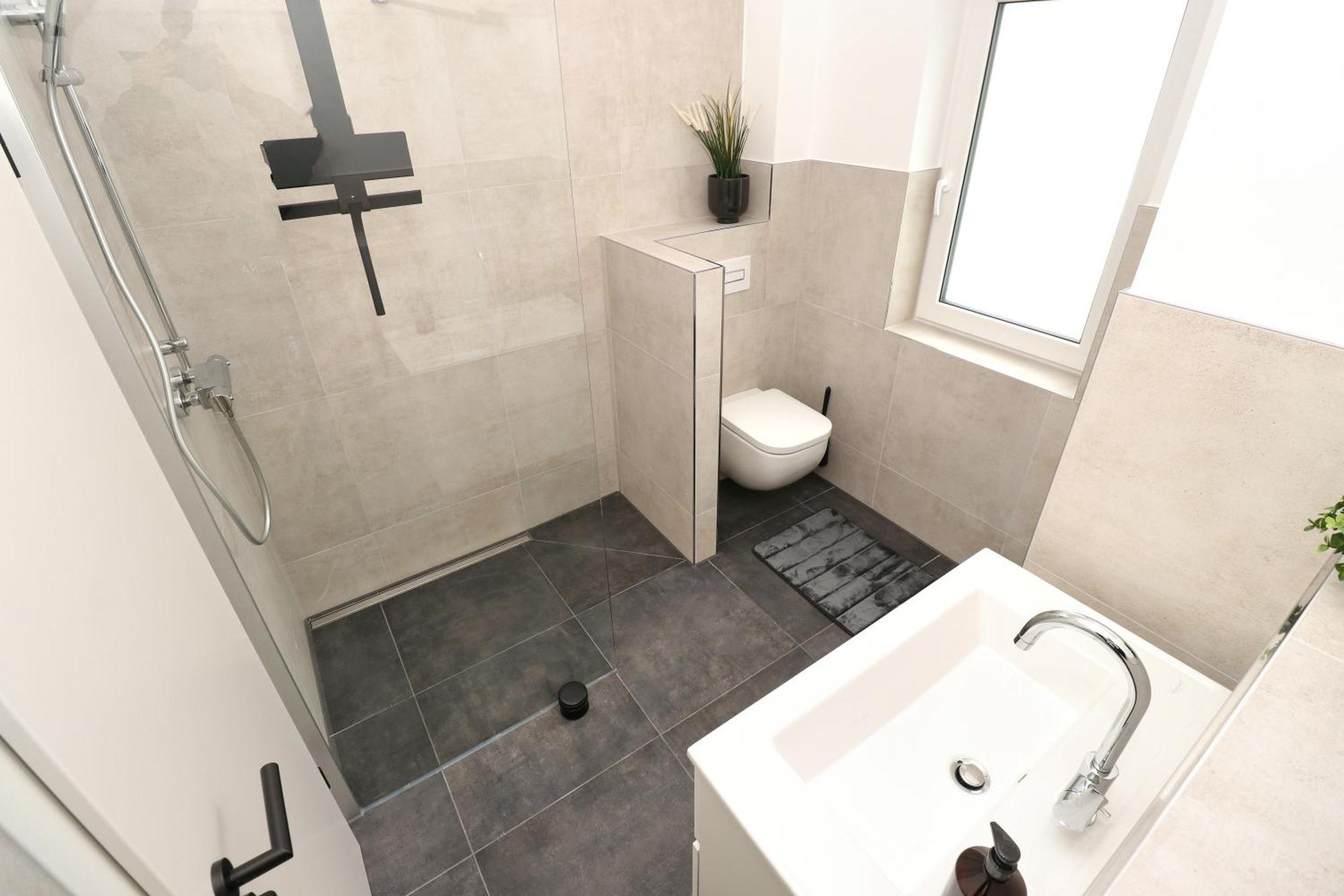 Lightplace - Moderne Apartments In Braunschweig - Balkon - Netflix - Am Kanal Bagian luar foto