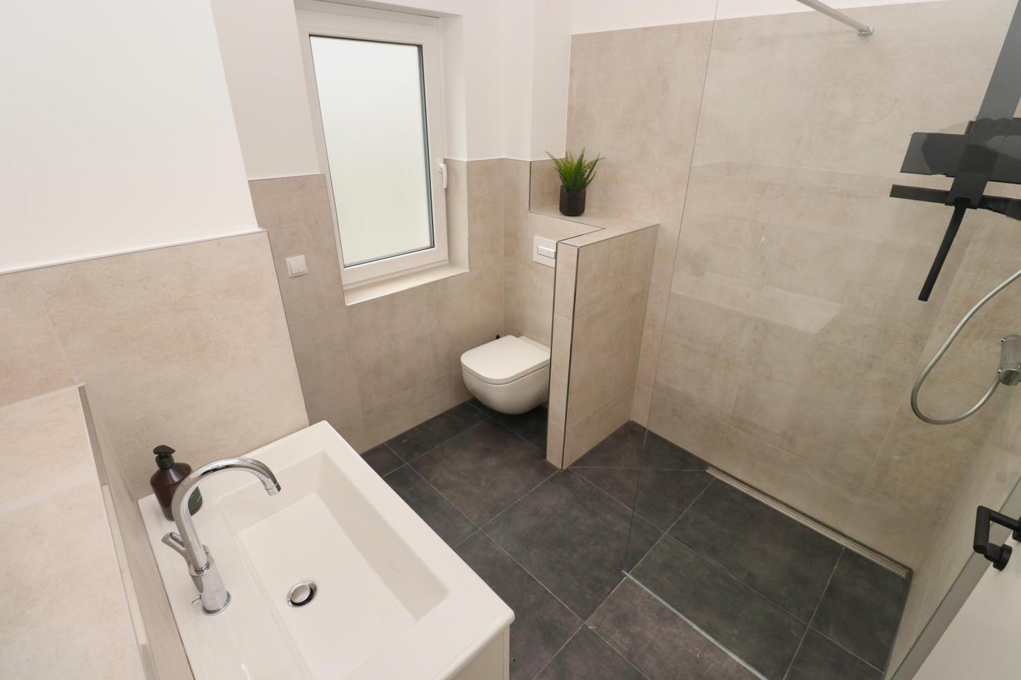 Lightplace - Moderne Apartments In Braunschweig - Balkon - Netflix - Am Kanal Bagian luar foto
