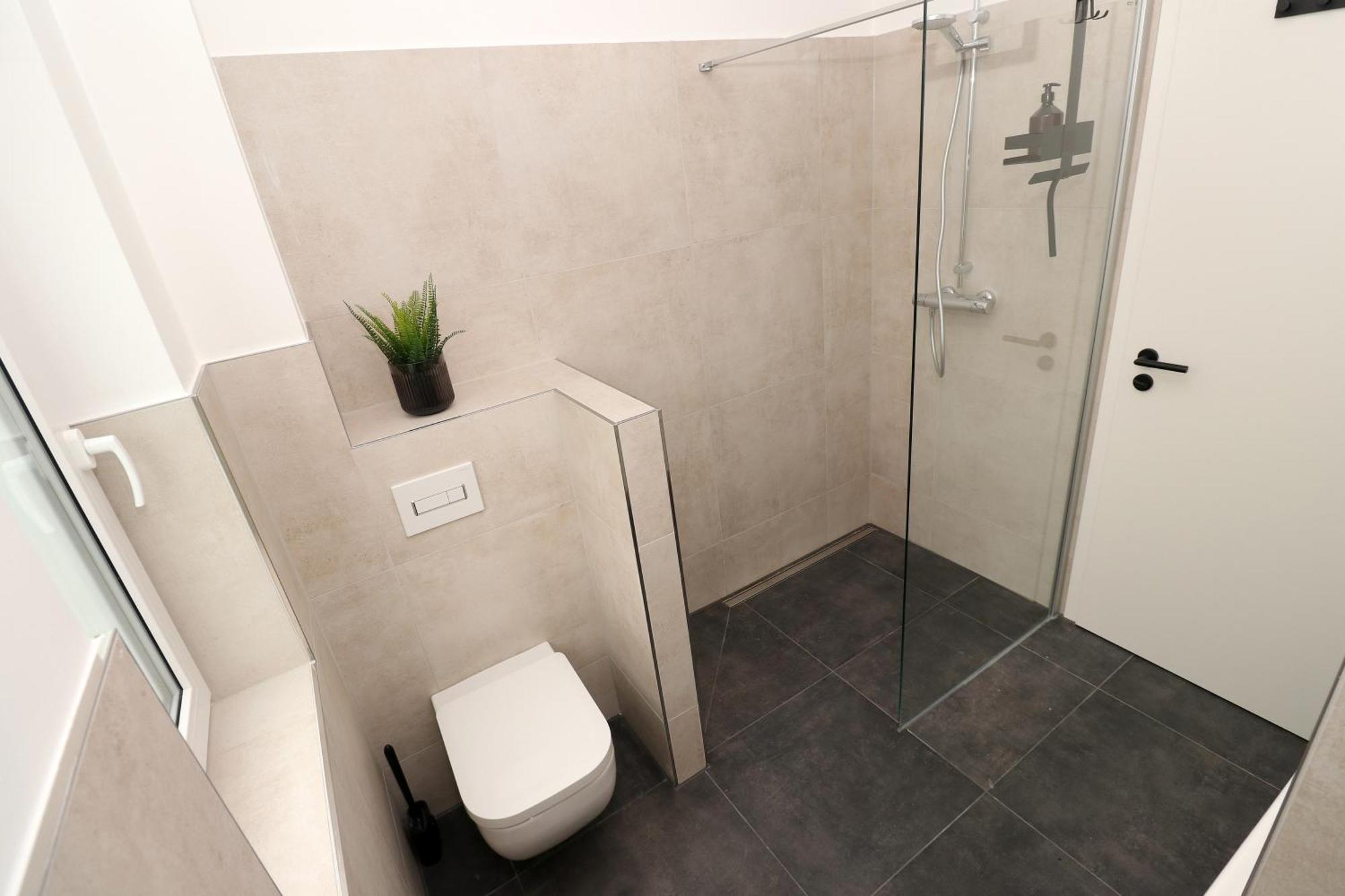 Lightplace - Moderne Apartments In Braunschweig - Balkon - Netflix - Am Kanal Bagian luar foto